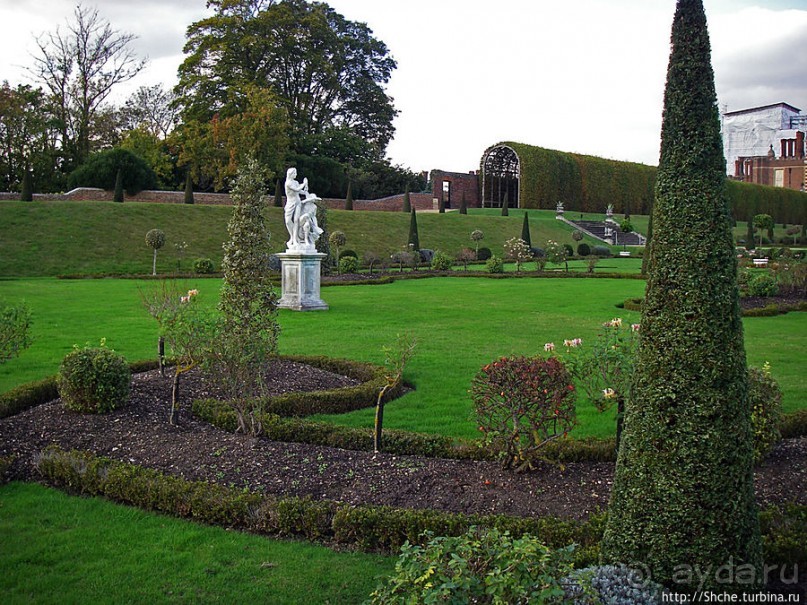 Дворцово-парковый ансамбль Хэмптон Корт