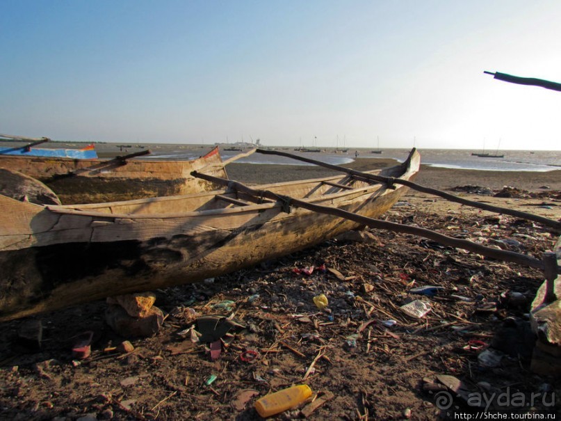 Рыбацкая бухта в Тулиаре. Отлив