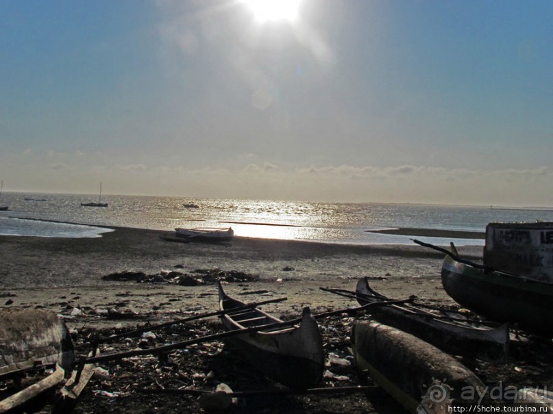 Рыбацкая бухта в Тулиаре. Отлив