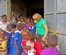 Обычная школа в глубинке Уганды