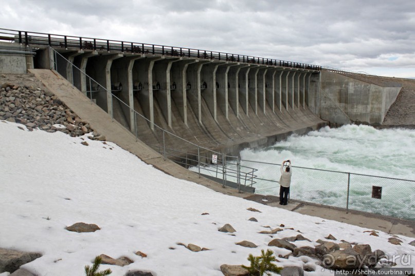 Jackson Lake Dam - дамба на озере Джексон