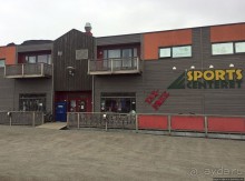 (Как-бы) город Лонгйир — (как-бы) столица (как-бы)страны