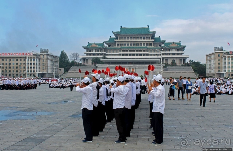 Площадь имени Ким Ир Сена и репетиция парада 9 сентября