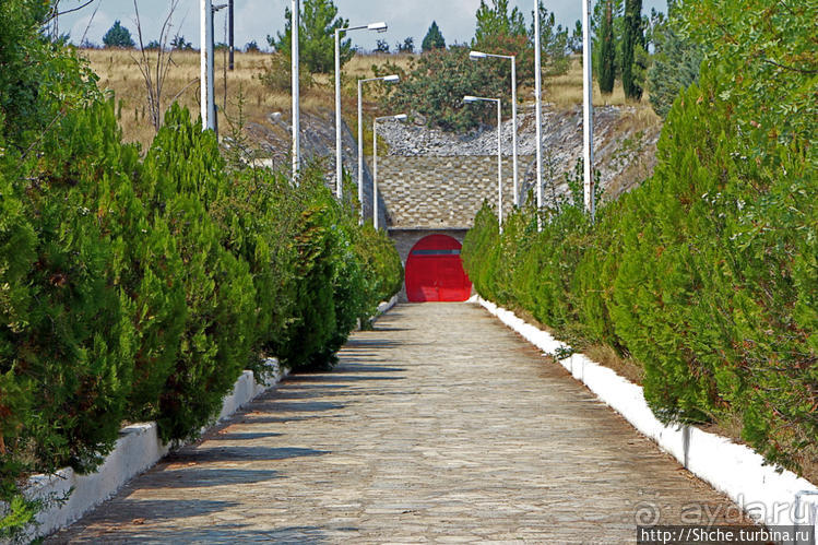 Крупнейшая пещера Греции Алистрати и пиратская фотосъемка