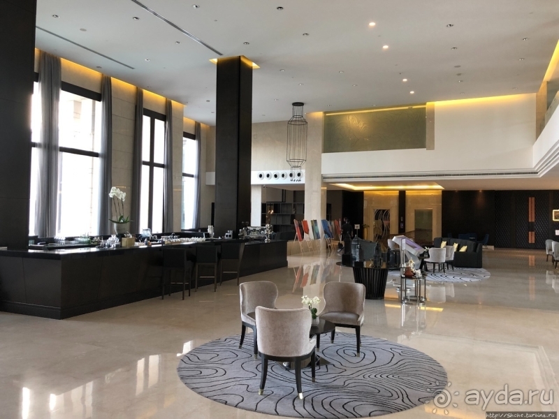 Оман нас встретил роскошным отелем