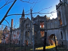 Замок в Копице — сгорел, но обещает вернуться