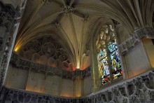 Часовня св. Губерта — скромное захоронение скромного бога