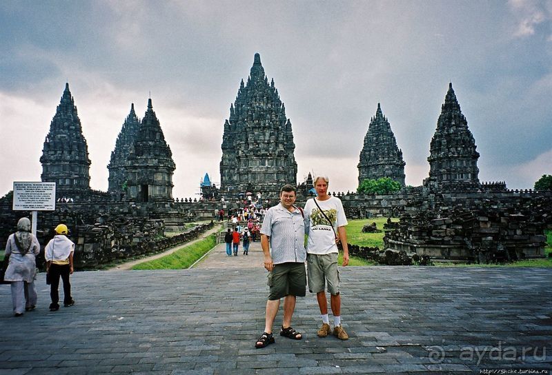 Прамбанан — индуистский комплекс 10 века на Яве (ЮНЕСКО 642)