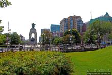 Погожий день в столице Канады