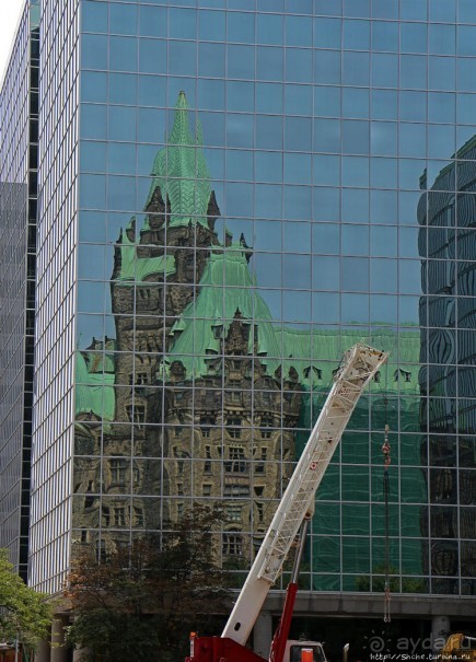 Погожий день в столице Канады