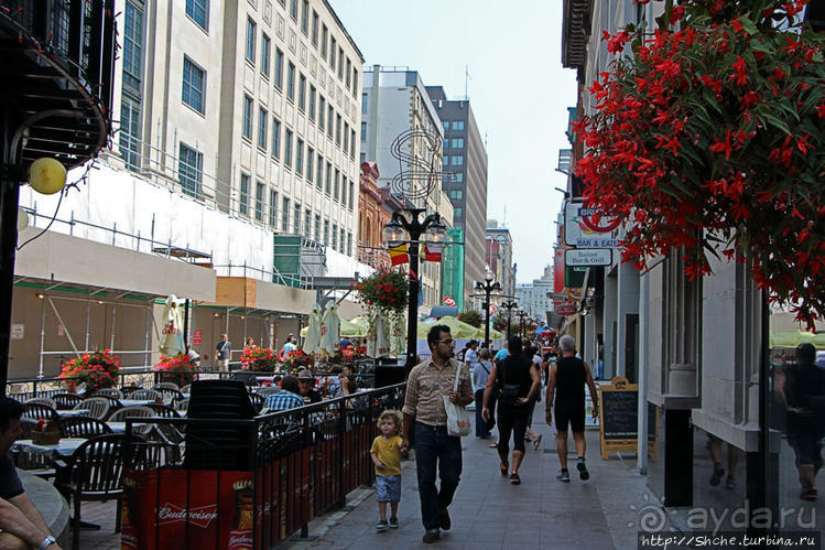 Погожий день в столице Канады