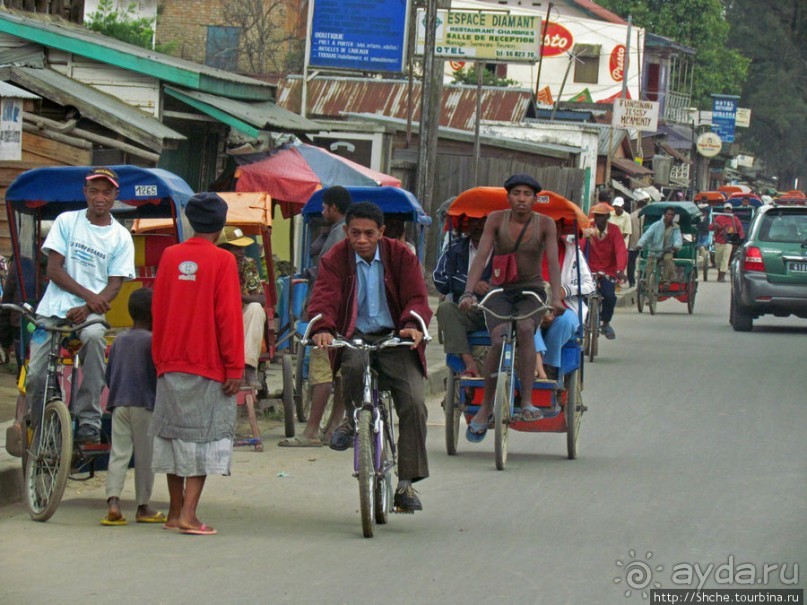 Мураманга и Мандзакандриана. Найдите 10 отличий - Мураманга
