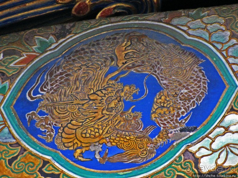 Изящные детали, характерные исключительно комплексу в Никко