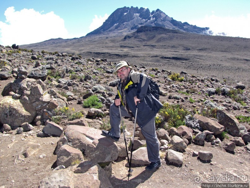 Kibo Hut (4703m) — последний лагерь перед вершиной Кили.
