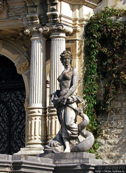 Парковый ансамбль замка Пелеш