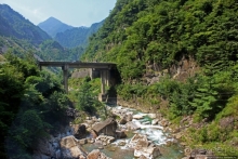 Красота выше политики. Зеленые горы хребта Пуктэбон