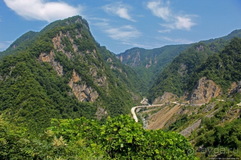 Красота выше политики. Зеленые горы хребта Пуктэбон