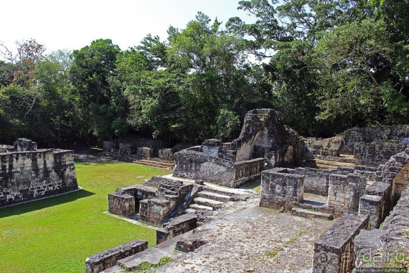 Тикаль. Центральный Акрополь