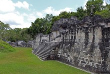Тикаль. Центральный Акрополь