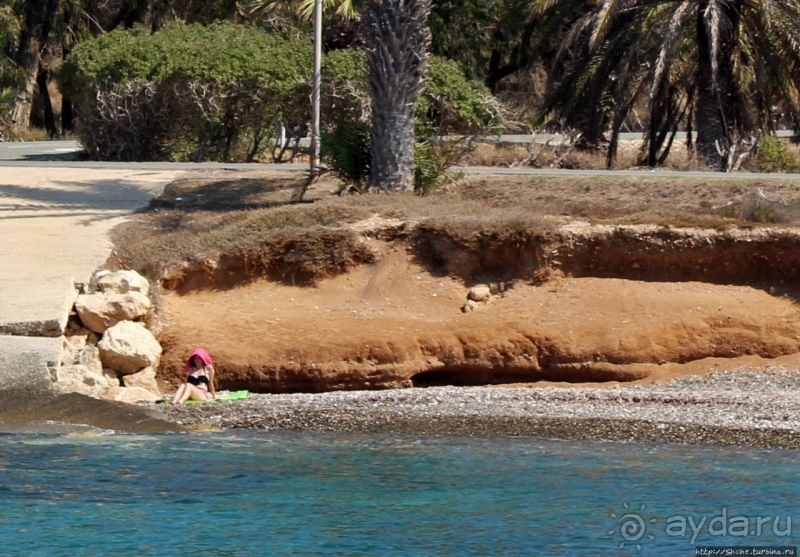 Никакого гламура, бухта только для рыбаков