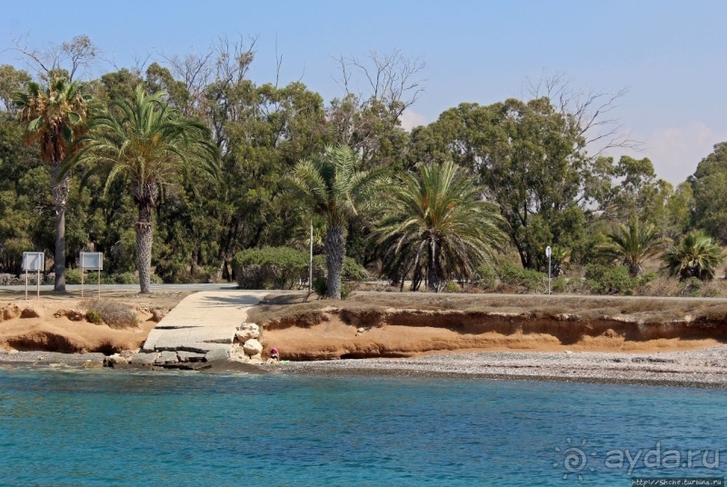 Никакого гламура, бухта только для рыбаков