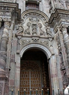 Центр Кито — крупнейший колониальный район Южной Америки