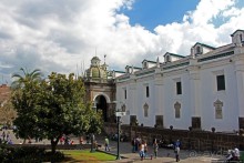 Центр Кито — крупнейший колониальный район Южной Америки