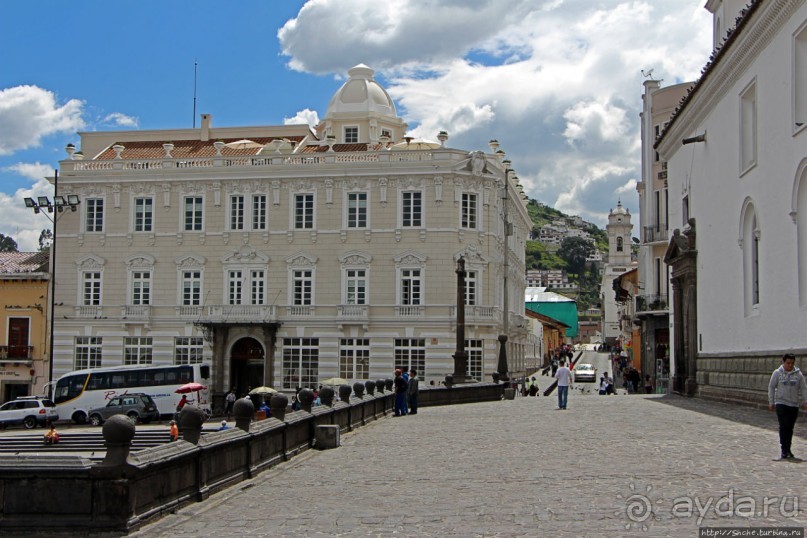 Центр Кито — крупнейший колониальный район Южной Америки