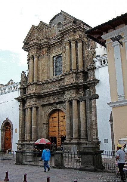 Центр Кито — крупнейший колониальный район Южной Америки