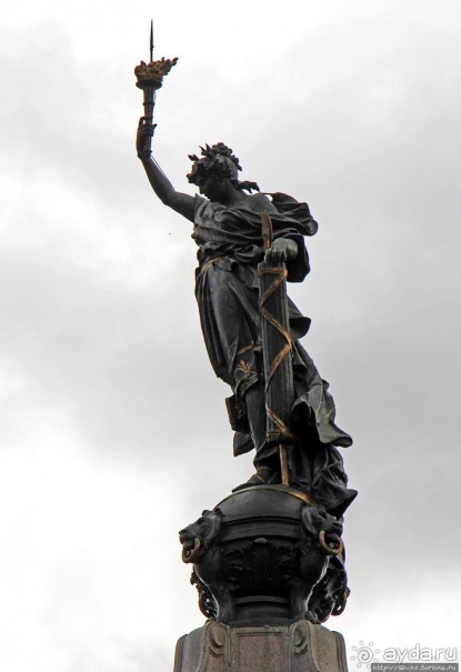 Центр Кито — крупнейший колониальный район Южной Америки