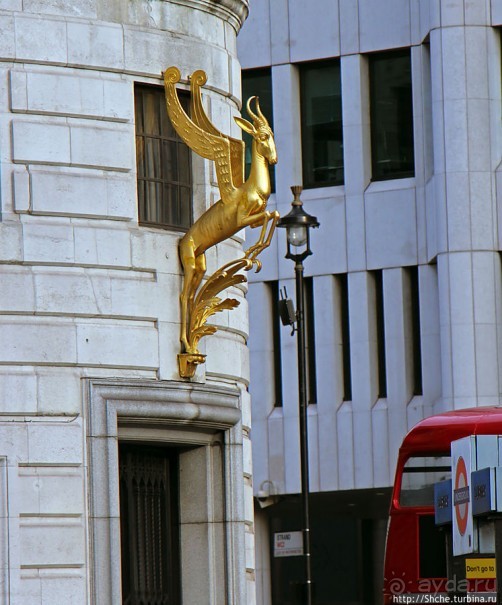 "London is the capital of Great Britain" . Фотозарисовка