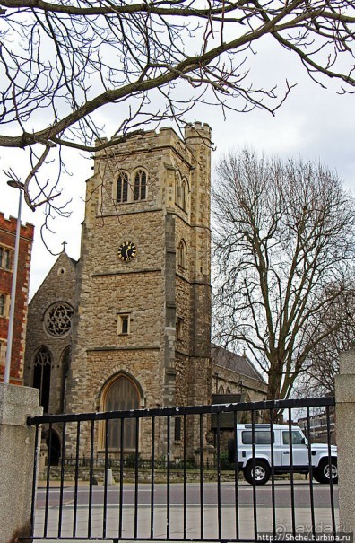"London is the capital of Great Britain" . Фотозарисовка