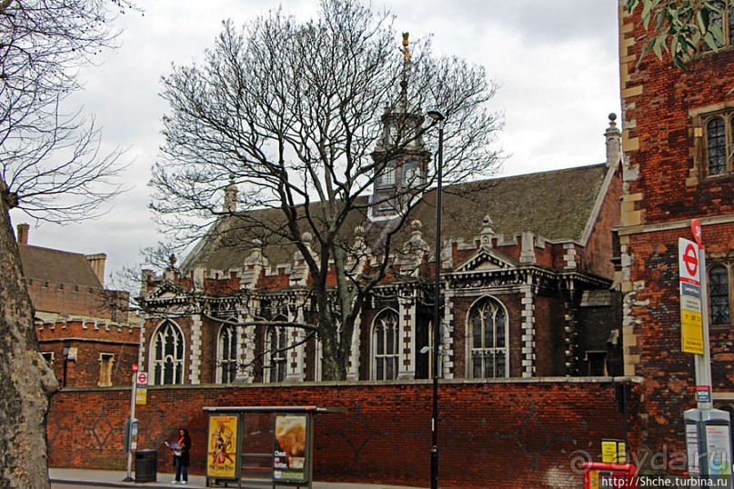 "London is the capital of Great Britain" . Фотозарисовка