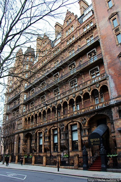 "London is the capital of Great Britain" . Фотозарисовка