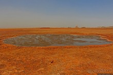 Кислотное "черное" озеро