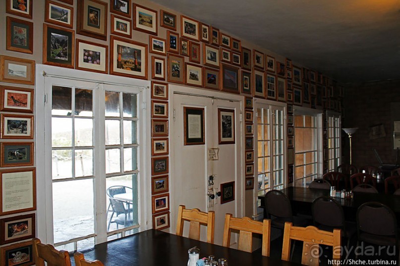 Почти курорт в Долине Смерти — лоджи, ресторан, заправка