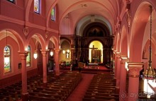 В гостях у Радуги. Розовая церковь Адамса