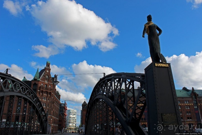 Шпайхерштадт — крупнейший в мире город складов (ЮНЕСКО 1467)