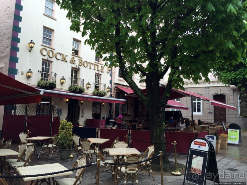 Традиционный Джерси-паб на Королевской площади