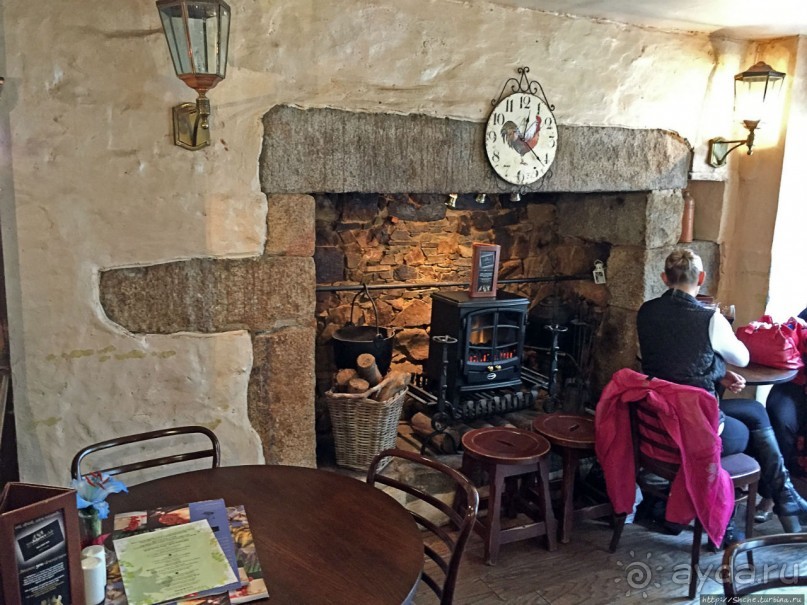 Традиционный Джерси-паб на Королевской площади