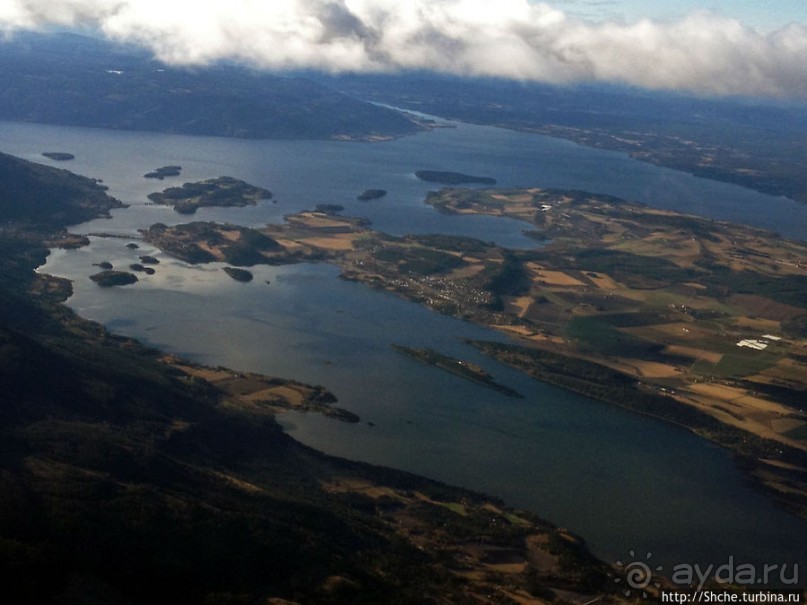 "Под крылом самолета о чем-то поет..." Перелет Тронхейм-Осло