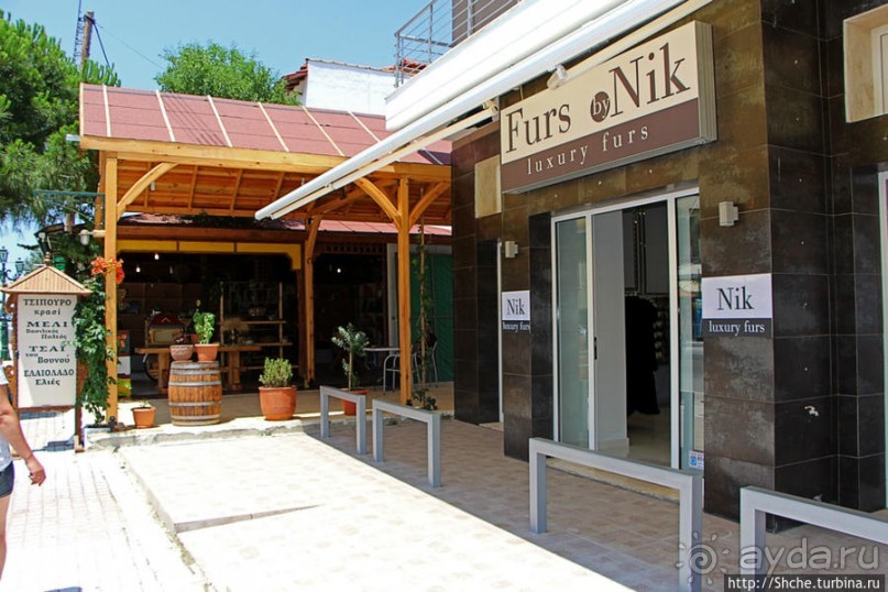 Каллифея — туристический центр полуострова Кассандра