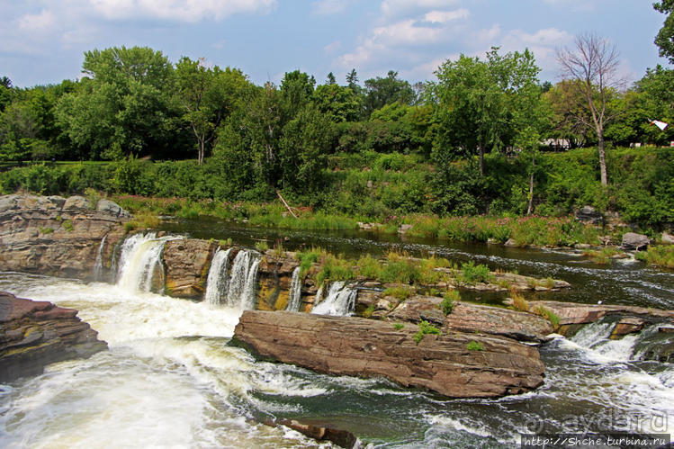 Оттава: Водопад "Спина свиньи"