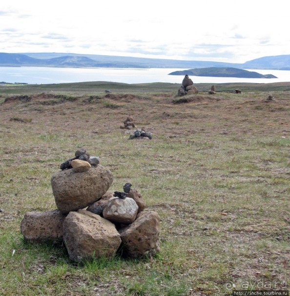 Альбом отзыва "Pingvellir — здесь Европа расходится с Америкой"