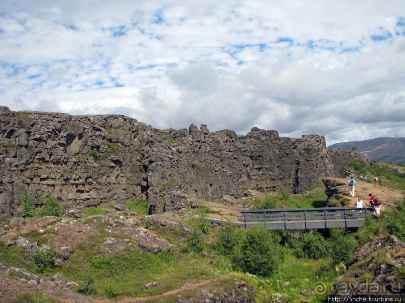 Pingvellir — здесь Европа расходится с Америкой