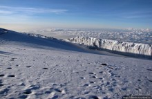 Рассвет на вершине Африки. Ледники, которым осталось лет 20.