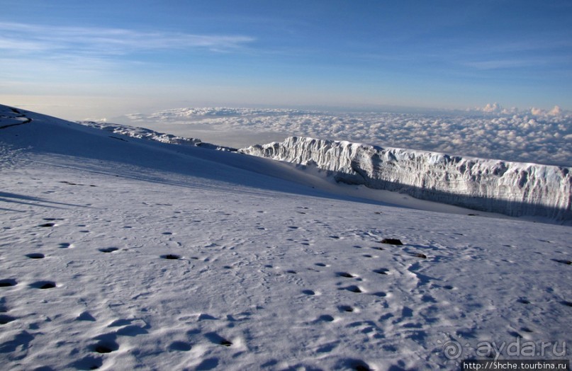Рассвет на вершине Африки. Ледники, которым осталось лет 20.