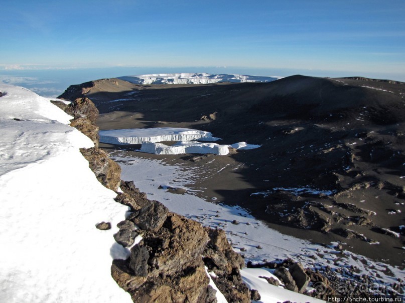 Рассвет на вершине Африки. Ледники, которым осталось лет 20.