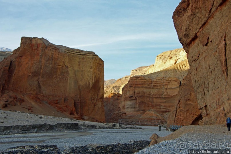 Мустанг. Завершение первого дня, подымаемся из долины реки