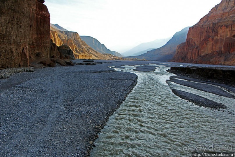 Мустанг. Завершение первого дня, подымаемся из долины реки
